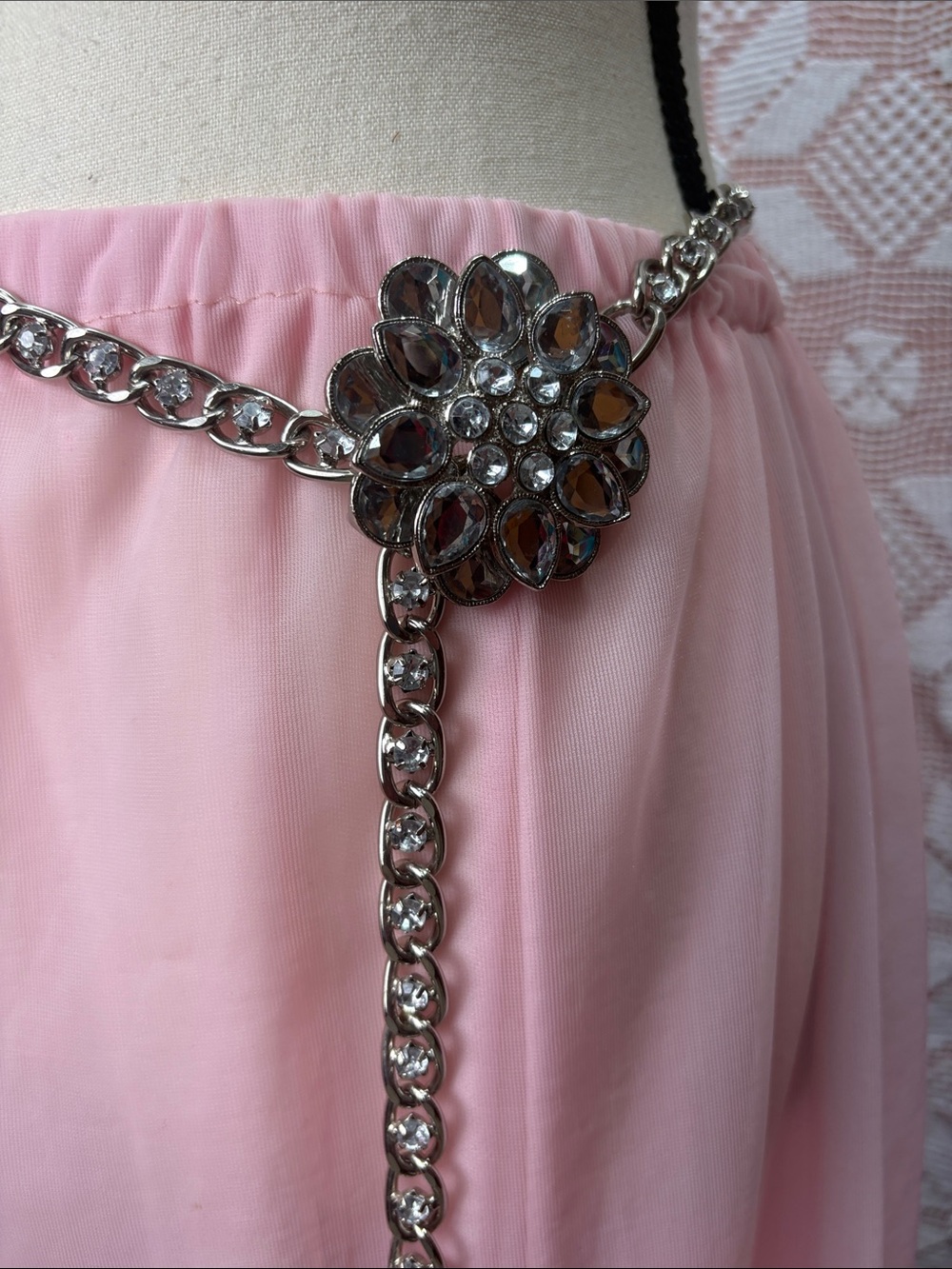Silver-Tone Rhinestone Flower Chain Belt - Picture 2 of 9